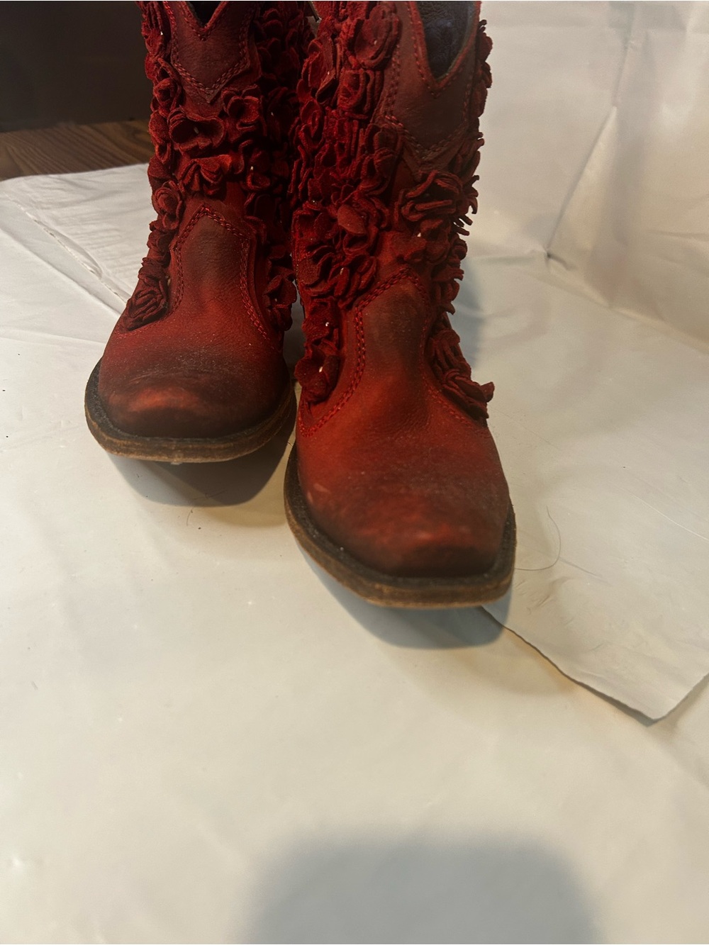 LIBERTY Women's Red Floral Suede Ankle Boots MADE IN MEXICO Size 8.5 - Picture 4 of 16